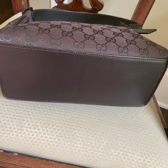 Gucci Purse - Picture 4 of 8